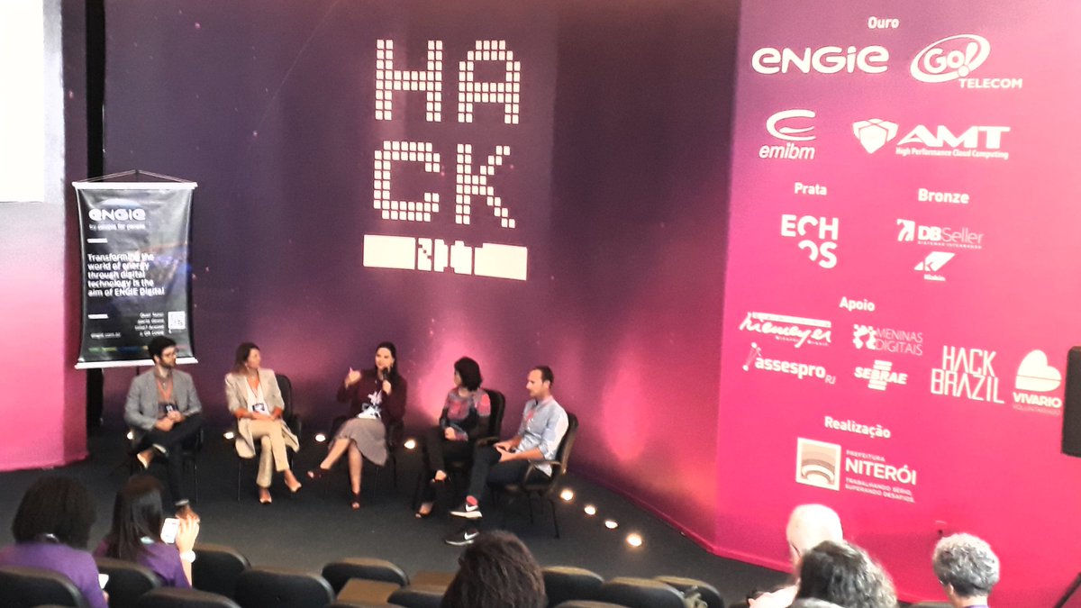 andrelaguedes's tweet image. #hacknit Fórum para debate das Smart Cities iniciando em Niterói. #smartcity #innovation #startups
