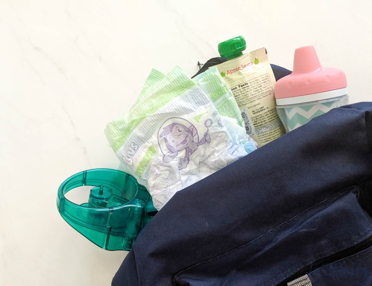 tastefullyfrgl's tweet photo. Check out the ONLY 5 things you REALLY need for your little ones at Disneyland! #ad #LuvSavingMoney @Luvs @Walmart https://t.co/7kd7WrV4IQ https://t.co/Iv5LR2JC9x