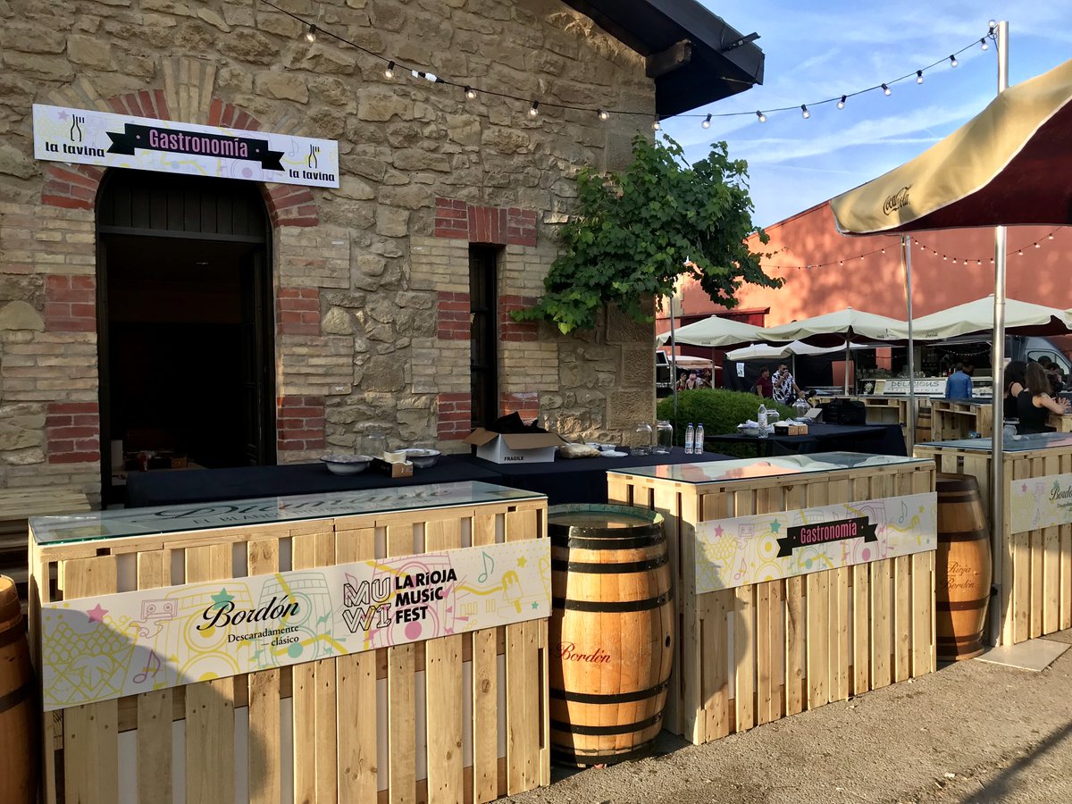 latavina's tweet photo. Todo preparado para dar #gastronomiariojana de primer nivel en #MUWI2018. Nos vemos en @muwi_fest #estamosdefestival #alariojana #lariojaapetece https://t.co/1cQ8C3Mm2f