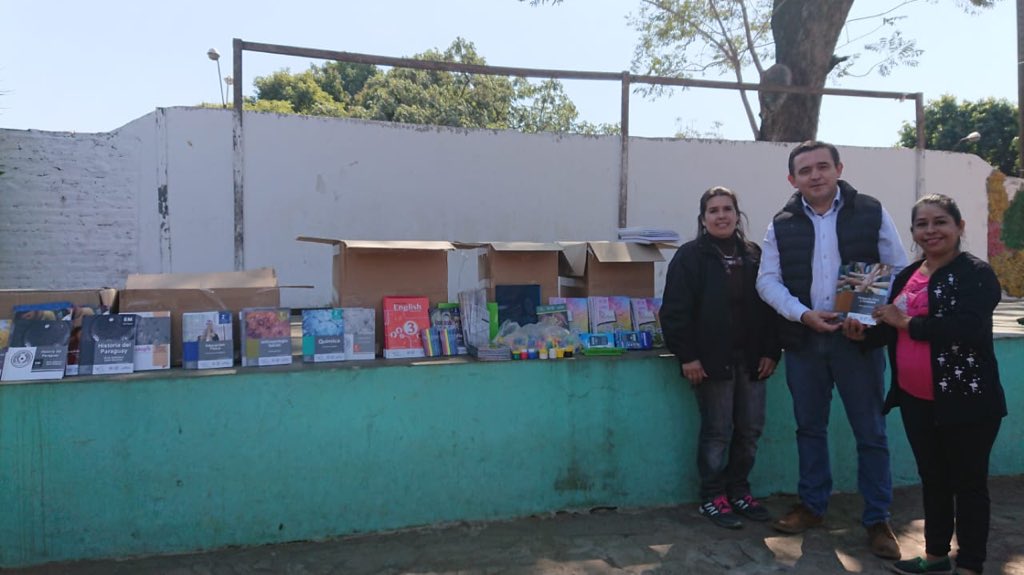 petta08's tweet photo. Hoy visitamos la Escuela Maria Felicidad González (zona Terminal Asunción) e hicimos entrega de útiles escolares y otros insumos para  servicios educativos. https://t.co/AEVEXFuunD