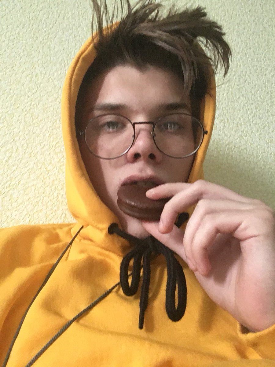 3FUKT's tweet photo. цыпленок🐣 https://t.co/eXWpaSGpvQ