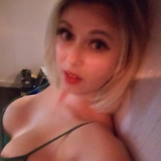 See me on webcam @S66TV tonight 😘 9pm-11pm 💋 https://t.co/PY1gh74ouy<a class="tags" target="_blank" title="On Twitter" href="/?out=eyJ0eXAiOiJKV1QiLCJhbGciOiJIUzUxMiJ9.eyJpYXQiOjE3MjcyNzg5MTUsImlzcyI6InR3cG9ybnN0YXJzLmNvbSIsIm5iZiI6MTcyNzI3ODkxNSwiZXhwIjoxNzU4ODE0OTE1LCJyZWRpcmVjdF91cmwiOiJodHRwczovL3R3aXR0ZXIuY29tL1M2NlRWIn0.9XNR2Ku_0iSGSUWqs_Cyki14TfrhMFJAK2oAQWYECdvQQ7YsaiOOyEVj1glSJ-lP18JTR_96O3H_Ix1Ju098rw">@S66TV</a><a href="/tag/newprofilepic"class="tags"><span>#newprofilepic</span></a>