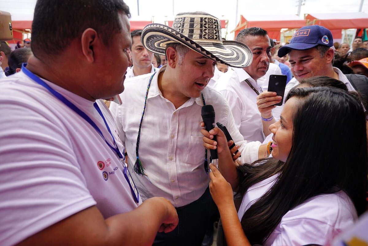 psocialmag's tweet photo. Comunicadores Populares de #LaMojana participan de la Feria de La Economía Naranja liderada por el presidente @IvanDuque  en San Jacinto -Bolivar @FondoAdaptacion https://t.co/bOAClNyG5x