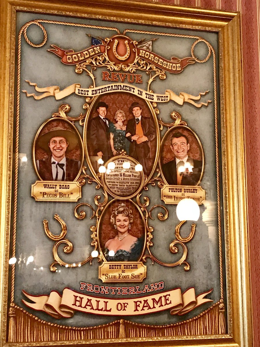 heartdisney10's tweet photo. Appreciating all that is #Disneyland 💕
#Disney #Marceline #MainStreetUSA #GoldenHorseshoe
#RefreshmentCorner https://t.co/M7dFWLWKrg