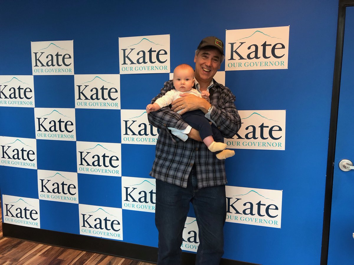 KateBrownForOR's tweet photo. Colin: @JeffMerkley and @ShemiaFagan are live here in Portland talking about the critical importance of the 2018 election and re-electing @KateBrownforOR. #TeamKate #KickoffForKate #TwitterTakeover #orpol https://t.co/bRvcMS9RG8