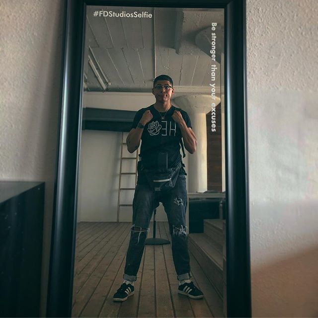 “Hola mi llamo Juan &amp;&amp;&amp; Estoy muy feliz de estar aquí!” 🤓
@theopposebrand
#instadaily
📷: Mah Fanny ift.tt/2wmgloY