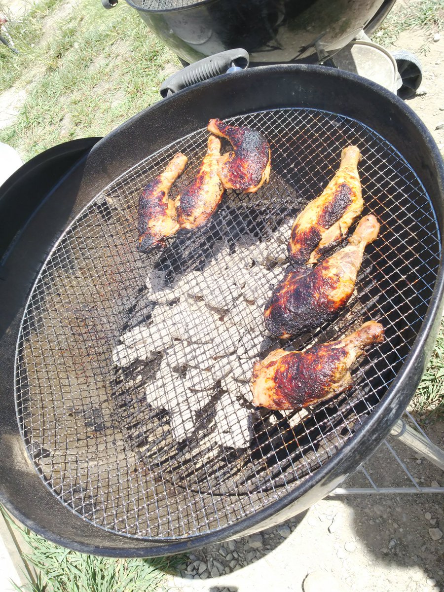 ICHIKAWA_MIKA's tweet image. BBQしたよ♪
サザエとホタテがめちゃくちゃ美味しかったぁ～❤️

#BBQ
#WILDMAGIC