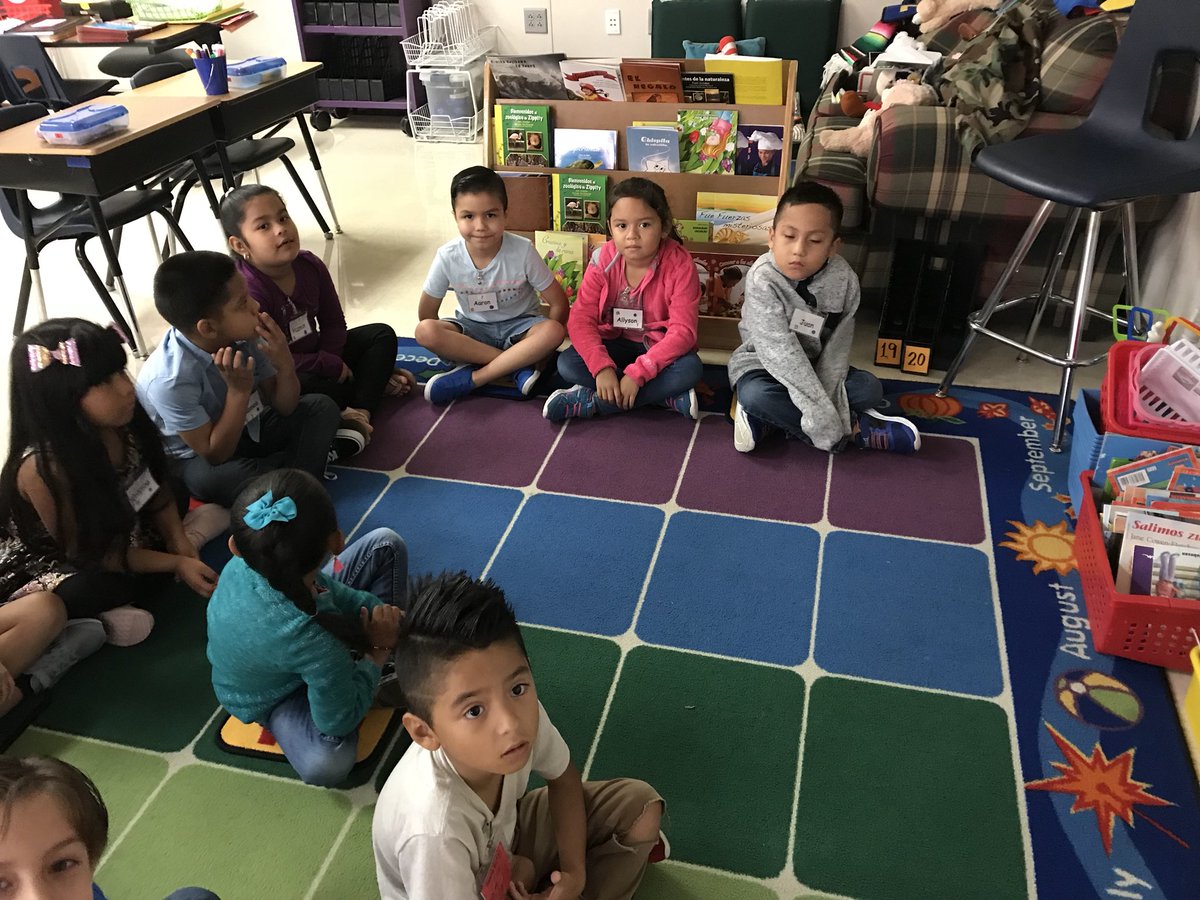 rodanddiaz's tweet photo. My attempt to circle time this past week #RestorativePractices #buildingpositiverelationships #ilovemystudents https://t.co/oZHsoPiAfN