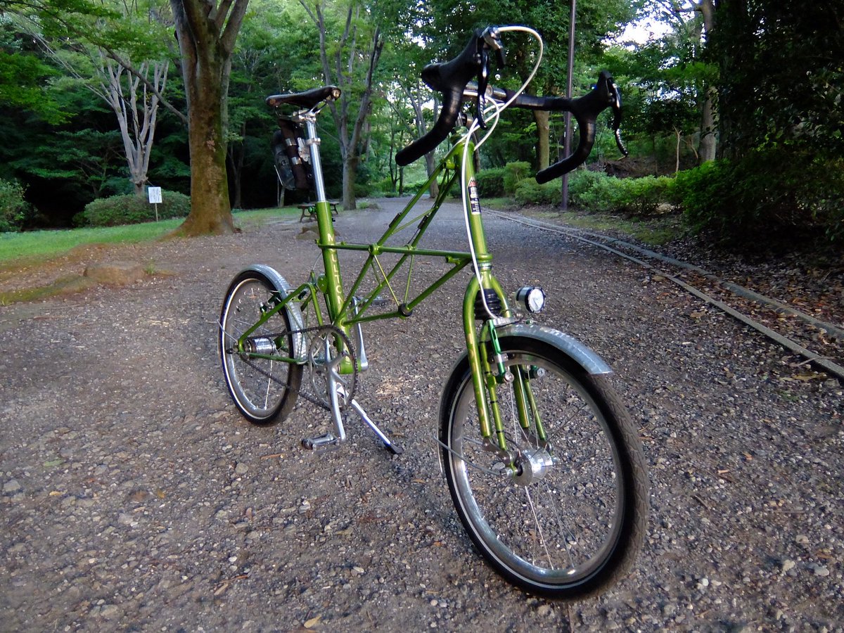 2pipe's tweet photo. #Moulton #Pashley #Zworks #ChrisKing #SutrmeyArcher #Campagnolo #Shimano #Gevenalle #PaulComponents #Nitto #BrooksEngland #Koowho #SchmidtSon #Alexrims #Schwalbe #Panaracer #SimWorks #Honjo #Spurcycle #Airbone #KingCage #Rapha 

https://t.co/H2PnrdB5zA https://t.co/XMNeXjtBfZ