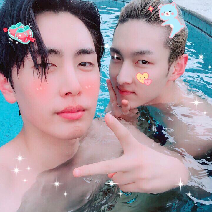 M0CHISF9's tweet photo. meow meow 
˗ˏˋ #재윤 ✧ #주호 ✧ #SF9 ˎˊ˗ https://t.co/zTc7y4F4Bd