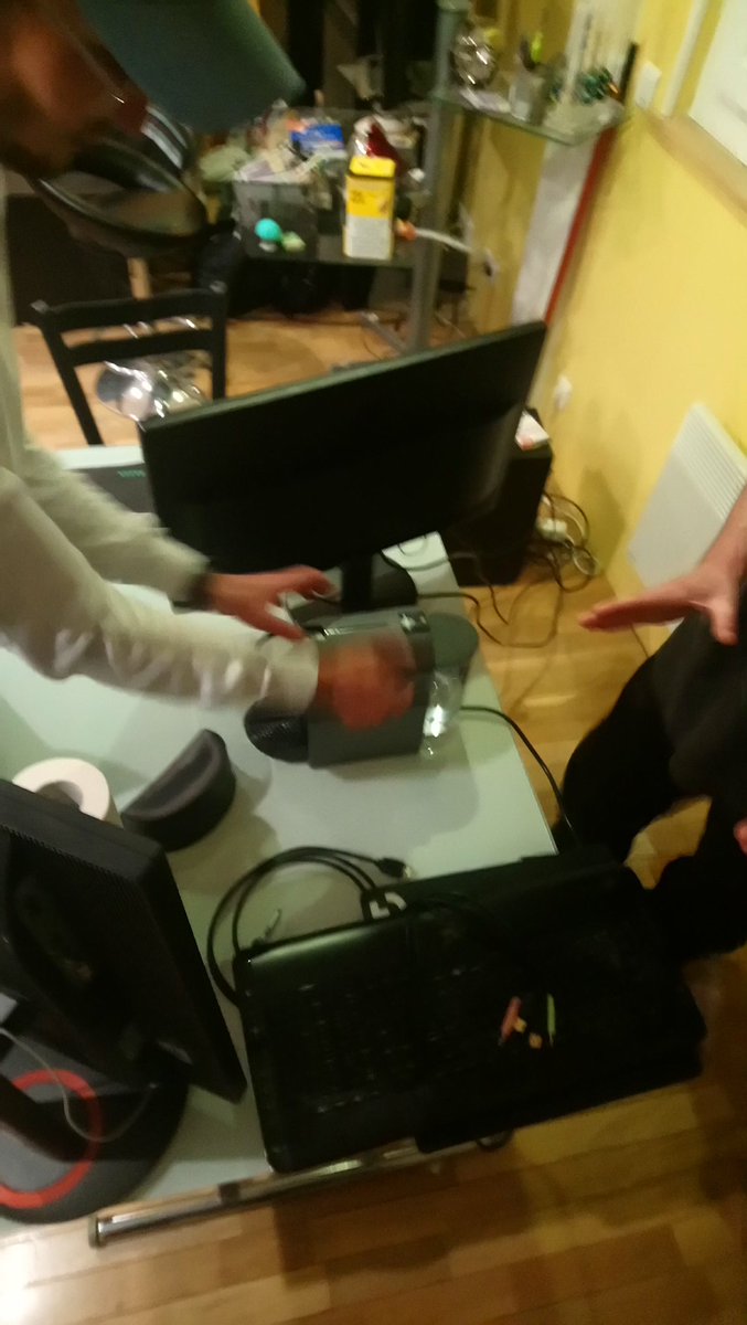 GrandDucCrew's tweet photo. Installation du stream / lan party lancement 22h ici-> https://t.co/xReZKnXUvm https://t.co/C7lXXPPKeg