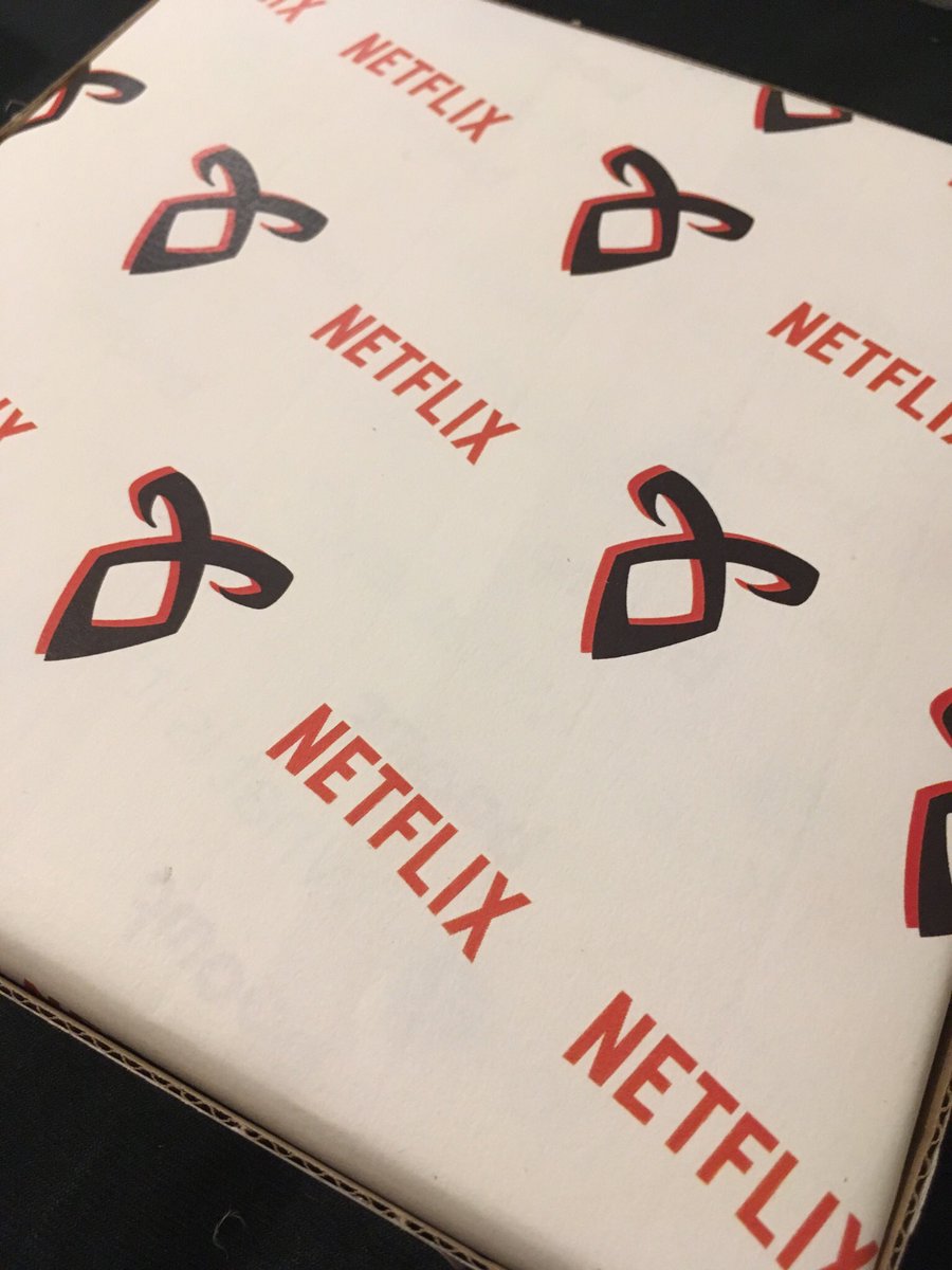 BoomBitchesSH's tweet photo. Who’s ready for some more teasers about our upcoming project? 👀 👀 👀 

We are hitting multiple networks with this one, reminding them that we are still here, still fighting to #SaveShadowhunters 💥 

Who’s with us? 💕 https://t.co/pZjkcxcpkE