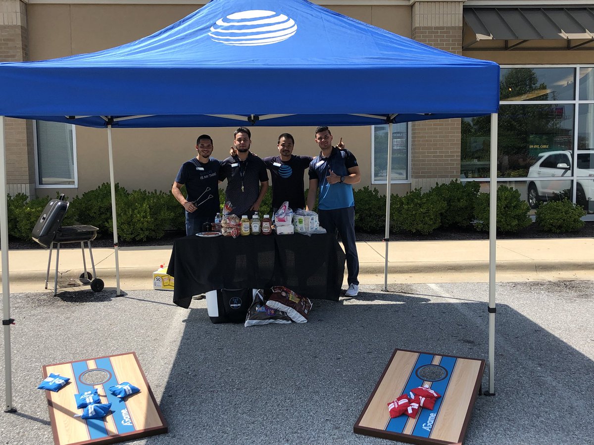 Customer Appreciation Parking Lot Party! #LifeAtAtt #MidStatesProud #PowerCentral