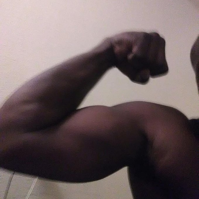 Omw to work bout to do what I do and take care of business  and shut the shit down. https://t.co/EkV