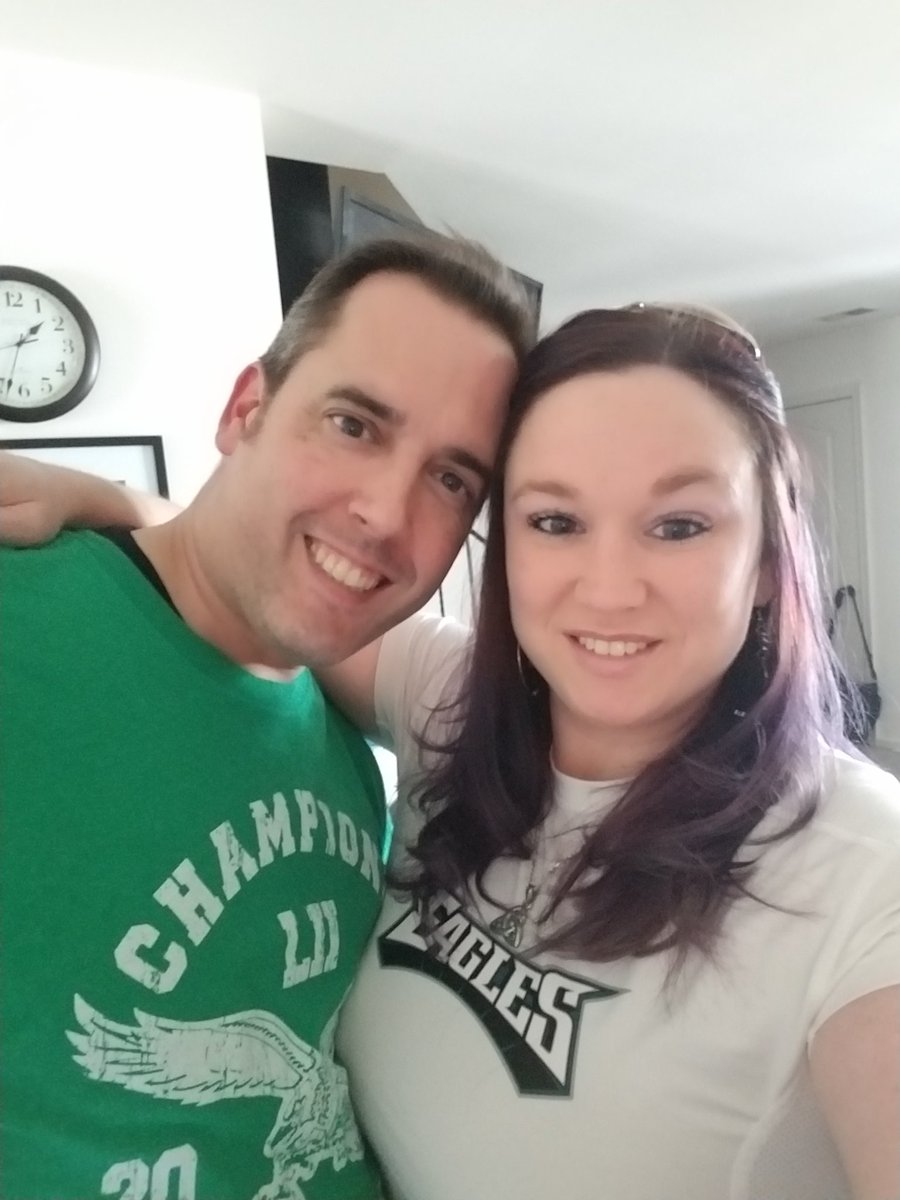 SNewell518's tweet image. #975FanFest #londoncontest