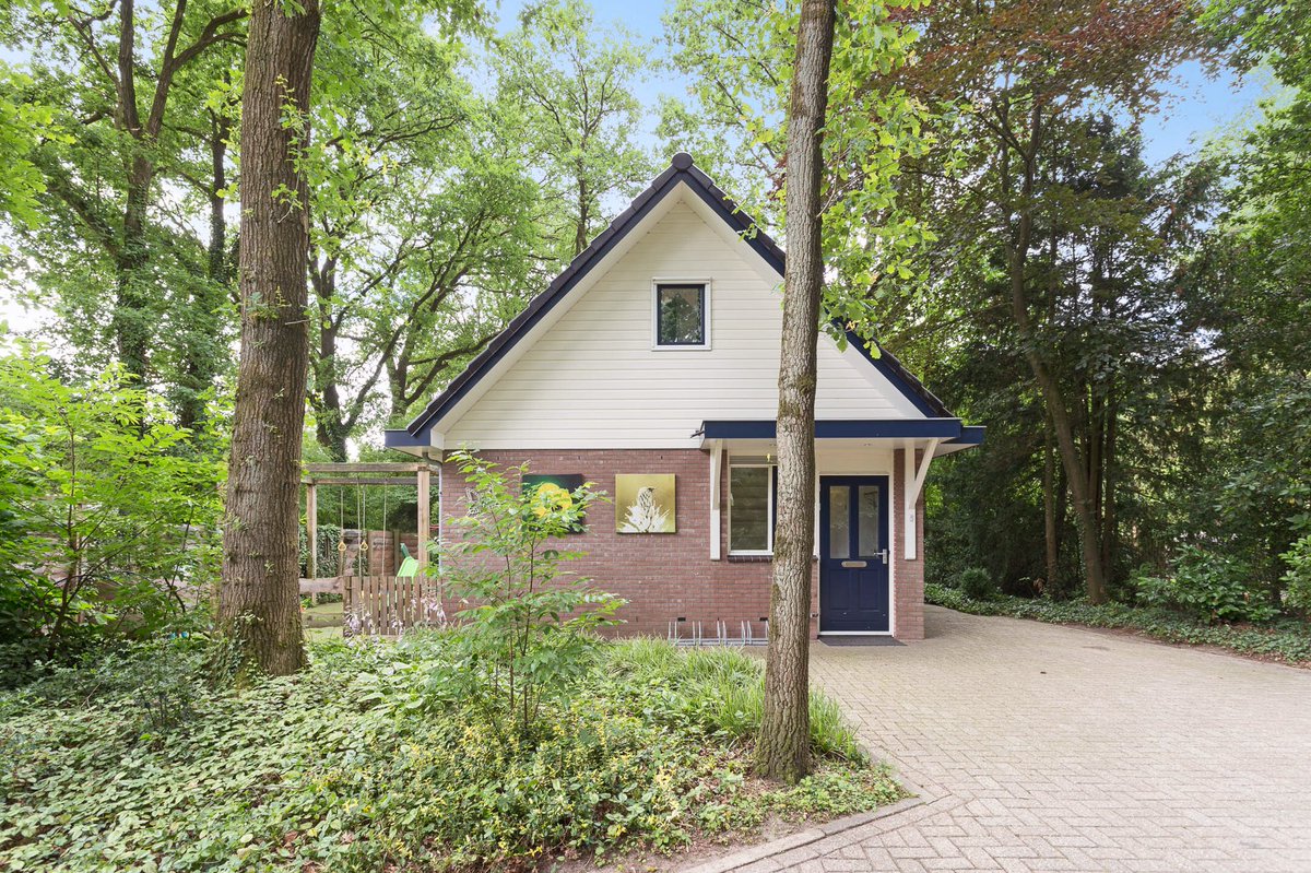 ConstansLeander's tweet image. Vakantiehuis te koop #otterlo #veluwe #lorkenbos funda.nl/recreatie/otte…
