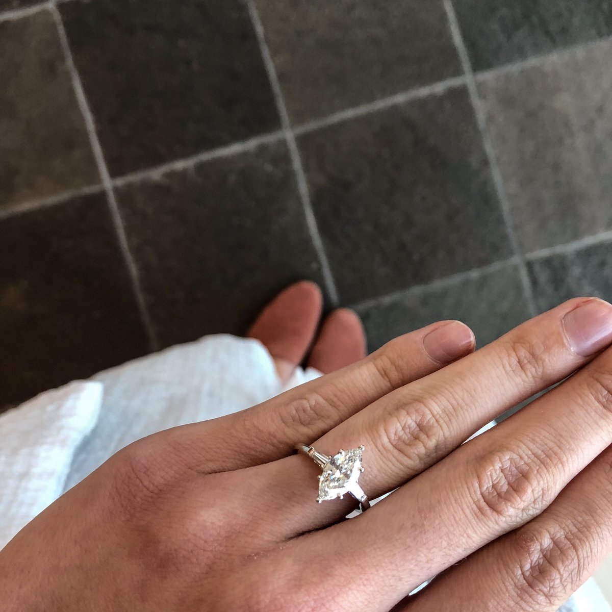 lewis_usa's tweet photo. What dreams are made of... π #lewisusa #lewislegacy #diamondmarquis #diamond #engagementring #engaged #truelove #sparkle #houstonjeweler #totesengaged #wedding https://t.co/mix7bTHG6W