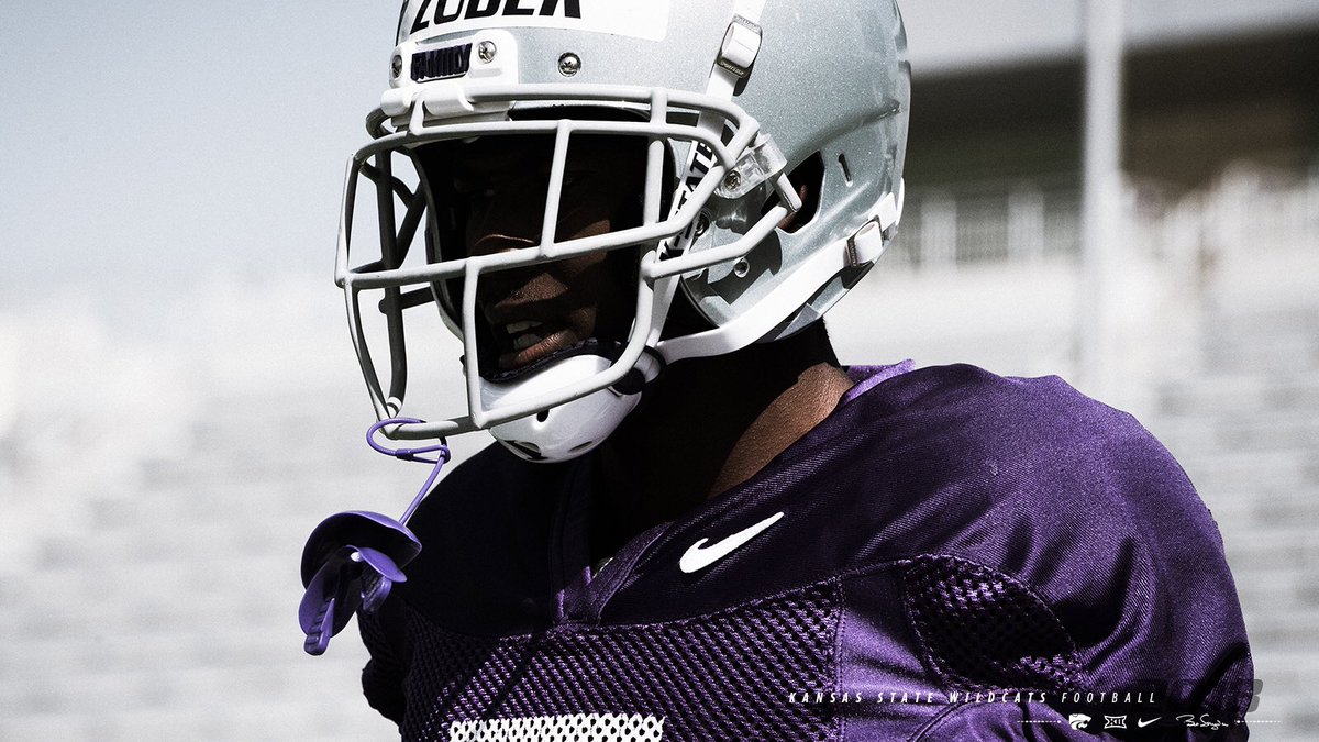 KStateFB's tweet photo. Ready.

One week | #KStateFB https://t.co/OTFXfblN9n