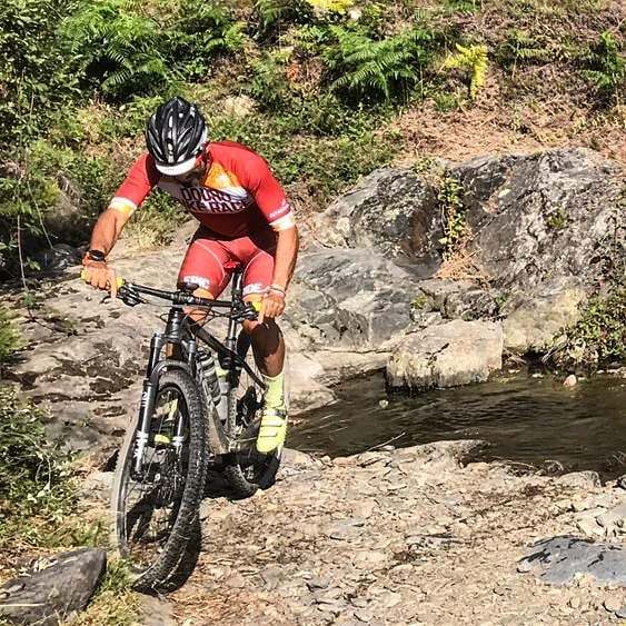Fernando_Csar's tweet photo. Balance.
Douro Bike Race.
Test Day. Track Stage 2.
.
.
.
#mountainbike #mountainbiking #mountains #cycling #bicycle #biking #ciclismo #life #nature #natureza #outdoor #sun #beauty #challenge #overcome #tryhard #trainhard #unstoppable #competition #bikeli… https://t.co/GubKvsNe5s https://t.co/JomnXbK1tM