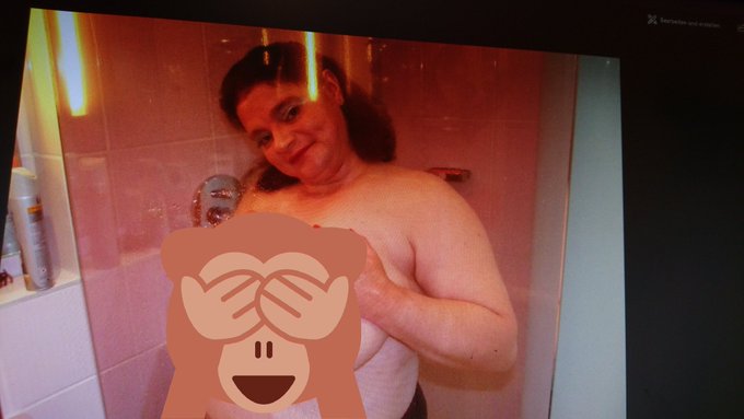 Noch bis 23 Uhr live im Chat bei zuhause. com Schau doch mal rein und lass uns Spa&szlig; haben. https://t<a href="/tag/free"class="tags"><span>#free</span></a><a href="/tag/highheels"class="tags"><span>#highheels</span></a><a href="/tag/chat"class="tags"><span>#chat</span></a><a href="/tag/webcamgirl"class="tags"><span>#webcamgirl</span></a><a href="/tag/camgirl"class="tags"><span>#camgirl</span></a><a href="/tag/milf"class="tags"><span>#milf</span></a>