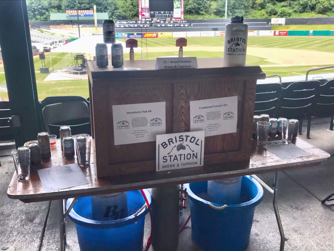 Great day for a #CraftBeer festival. We’re at <a href="/SmokiesBaseball/">Knoxville Smokies</a> stadium participating in the #Tennessee Smokies Craft Beer Fest.

Stop by and see us! 🍻