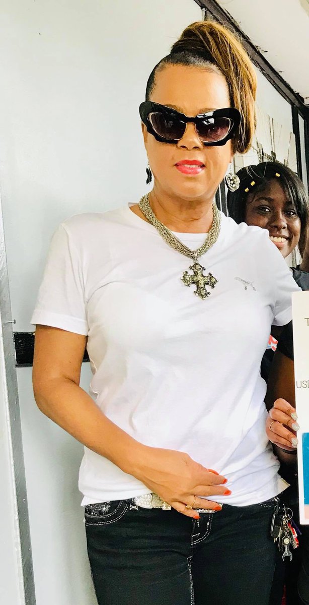 biggsradio's tweet photo. On Now 3:00 🕒 wosdradio. com streaming worldwide it’s The Dinahlynn Biggs Show TuneIn 3/6 CST #iHeart #RadioOne #Chicago #WOSDRadio #TuneIn #tunein https://t.co/DtNYxh7yh7