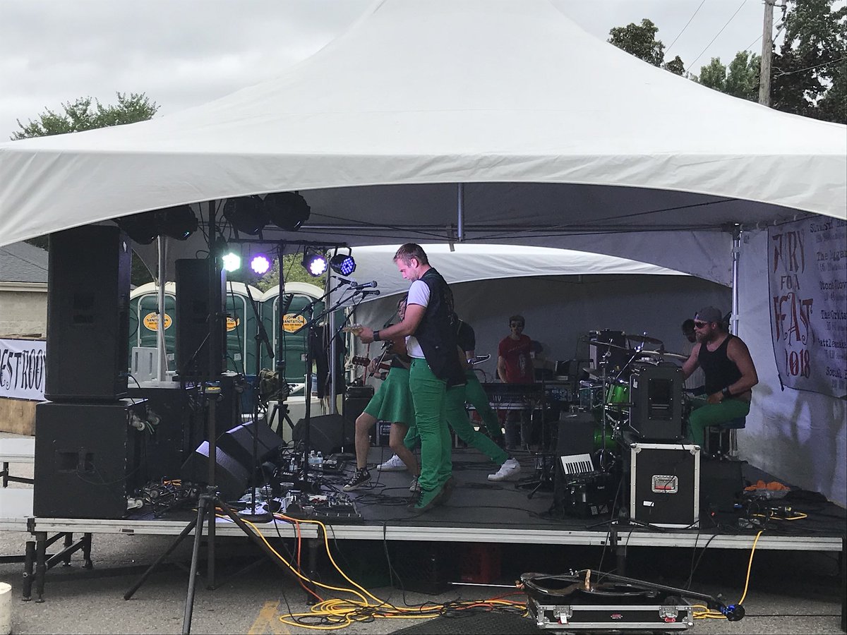 The party’s lit thanks to <a href="/StoneCloverBand/">Stone Clover</a> #furyforafeast2018