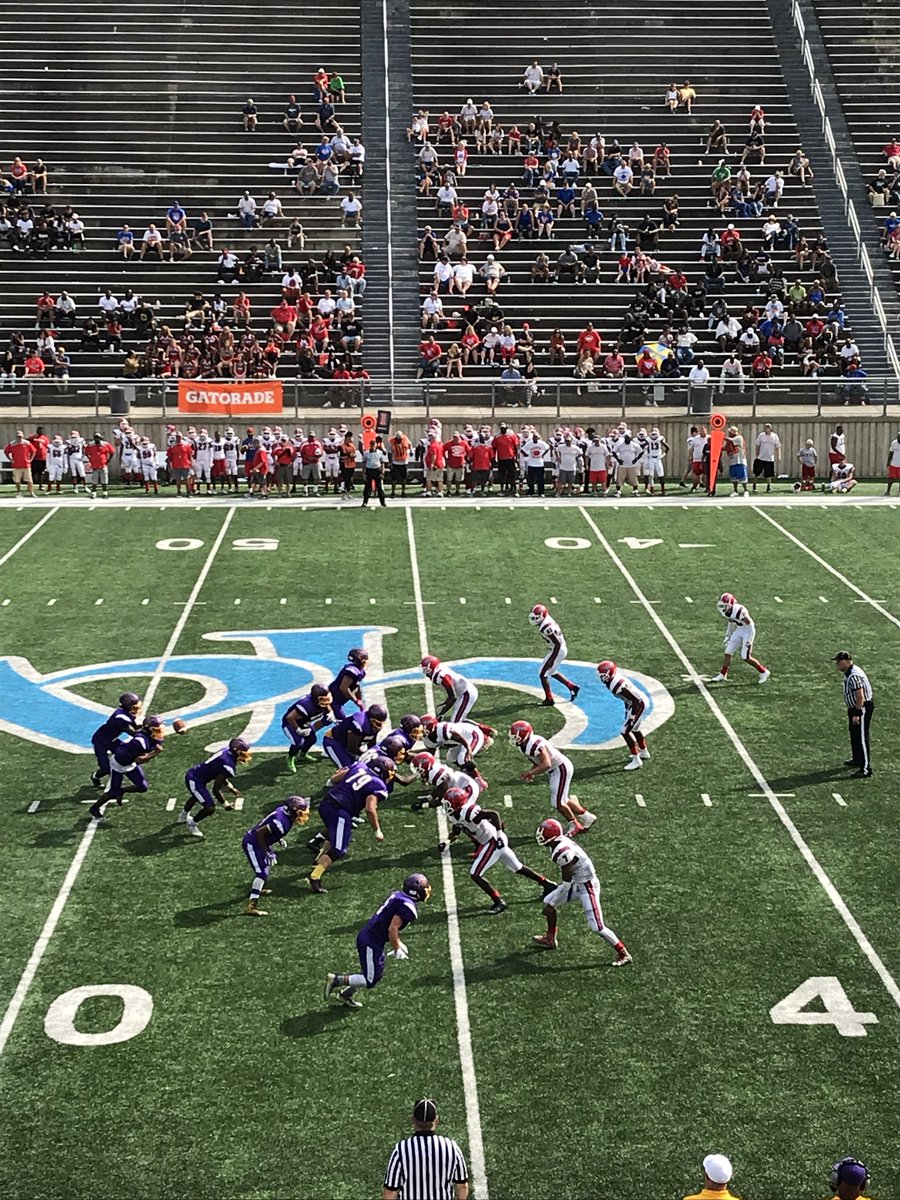 chrisshovlin's tweet photo. Taking in #WPIAL vs Everyone at @WoodyHigh #Wolverina w/ @DanZangrilli & the “Coach” Johnny Lee on @TribLiveHSSN @McKeesportArea vs @Erieroyalsfb #WeekZero @PIAASports #WPIT #WPGP #Football https://t.co/Y1hJ8GViCf