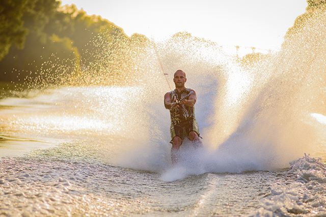 LakeLifeService's tweet photo. #barefoot #waterski #sunset #lakelifeservice #lakelife #lakelifeisthebestlife #lakeplacid https://t.co/5DhidGbz16 https://t.co/2A0pDV2Kfu