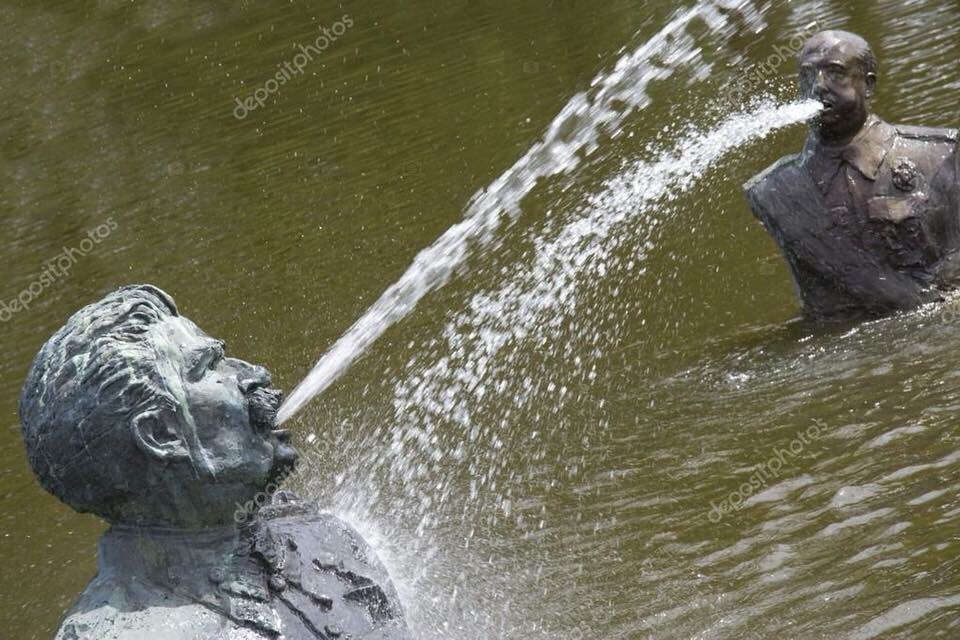 MingjueChen's tweet image. Having a conversation on twitter in 3 images.