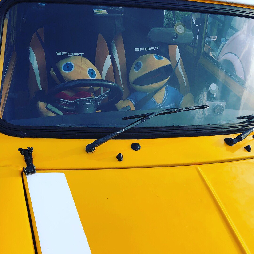 Morelli_1911's tweet photo. Great turnout @BushmillsGlobal for the 2018 Dash of the O’rish. We had great fun judging the best minis &amp; best fancy dress. Can’t wait for the @Morelli_1911 Italian Ice Cream Job tomorrow in #Portrush https://t.co/UCZR4IItyO