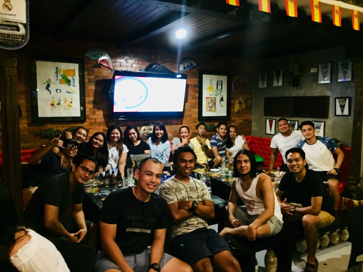 ynahteves's tweet photo. Best batch eveeerrr!!!! My heart will always be with my first love. ❤️ #SUHS08 #10thanniversary https://t.co/WXS83IwkhG
