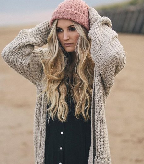 🐝🦋Holly Sophie Barton🦋🐝 (@hollybarton_x) on Twitter photo 