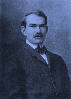 Blog1809G's tweet photo. 💡#Sabiasque 🎖️Lee de Forest 🇺🇸fue el creador del primer dispositivo amplificador de señal "El Tríodo". Esta invención abrió el camino al desarrollo de la electrónica. Lee más en 👉🔗https://t.co/9rel3A02Qz 
#26Agosto #Personalidades #electrónica #curiosidades https://t.co/MSs8ptDA3O