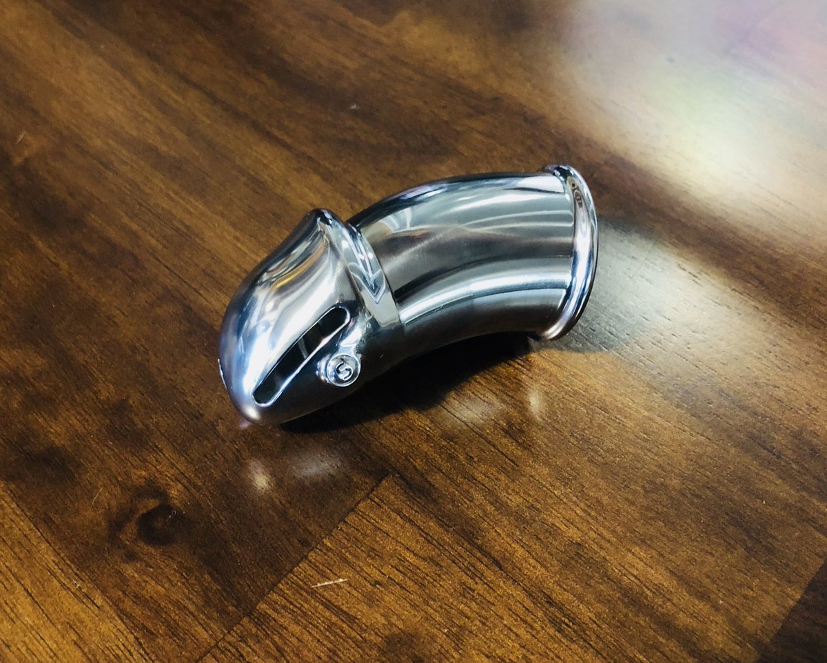 steelwerks's tweet photo. Another first of its kind, totally streamlined crucible 2.0 with 4g locking ampallang barbell as it’s chastity mechanism !! #chastity #steelwerks #chastitycage #bdsm #fetish #bespoke #superlight https://t.co/MYBL8lAWUY