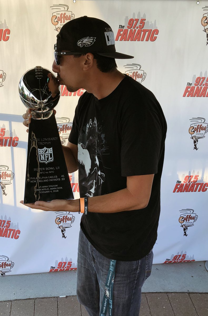 AndrewGriUK's tweet image. I’m gonna cry. 😭 #975FanFest