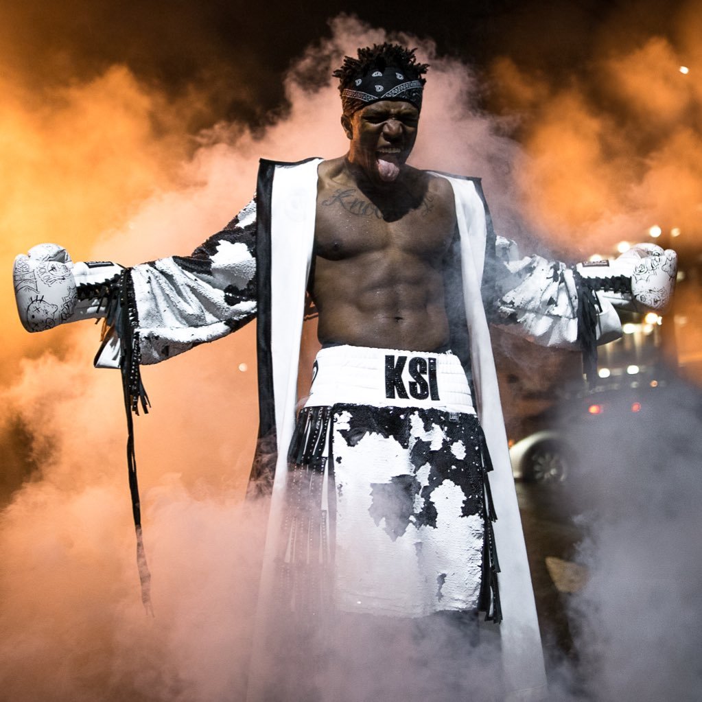 IT ENDS IN A MAJORITY DRAW

BUT...

KSI IS STILL YOUR YOUTUBE BOXING CHAMPION 🔥🥊

#KSIvLogan
