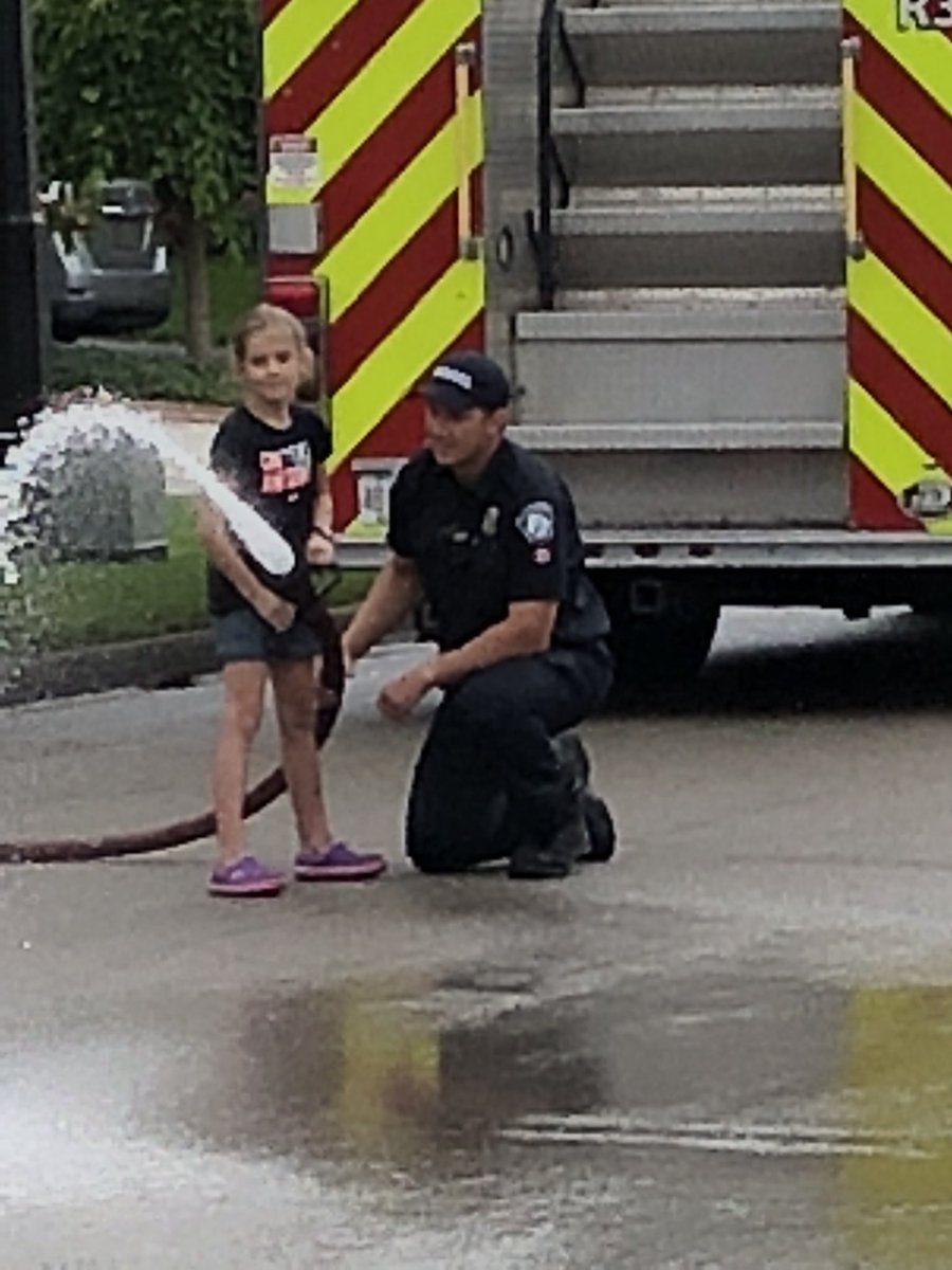 Rehmworld's tweet photo. Fire safety is key...#lovemyhood https://t.co/IAikNL9jTT
