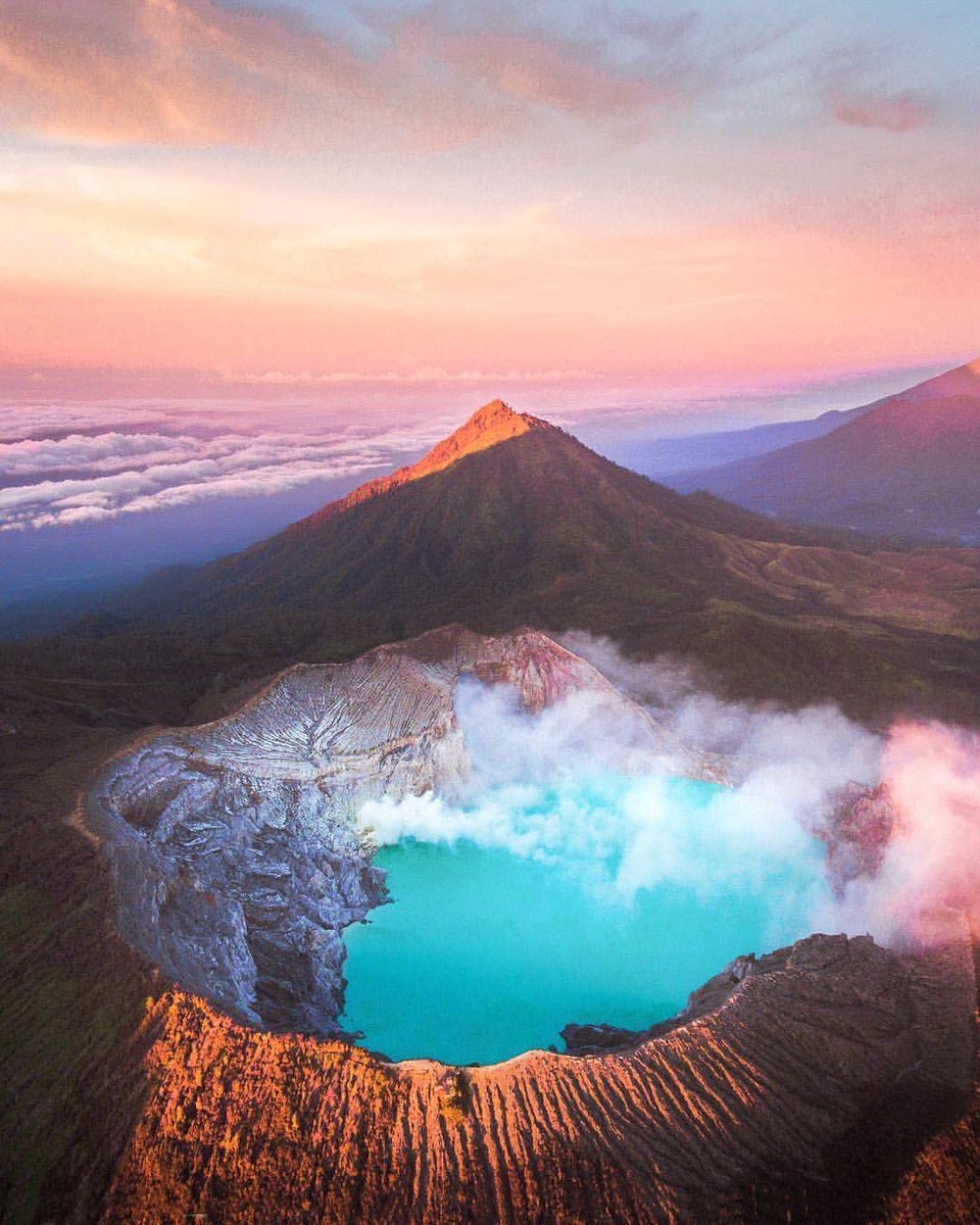 earthescope's tweet image. East Java, Indonesia | Photography by Wahyu Mahendra