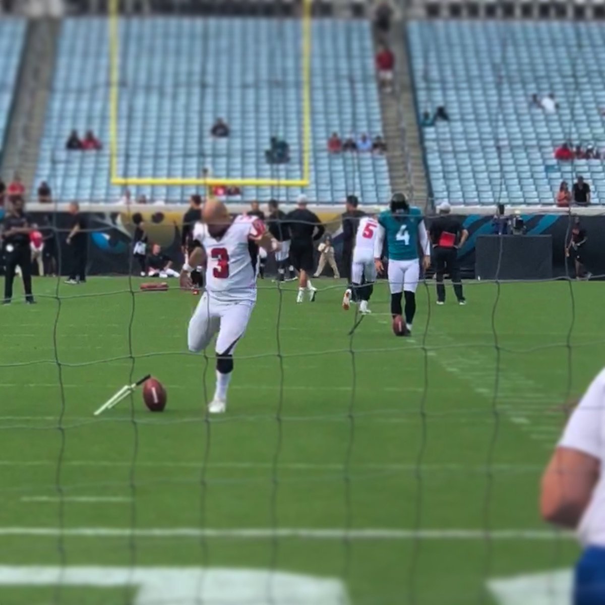 The difference between our kicker and your kicker.  Go Jags!! <a href="/Jaguars/">Jacksonville Jaguars</a> #DUUUVAL #jaguars