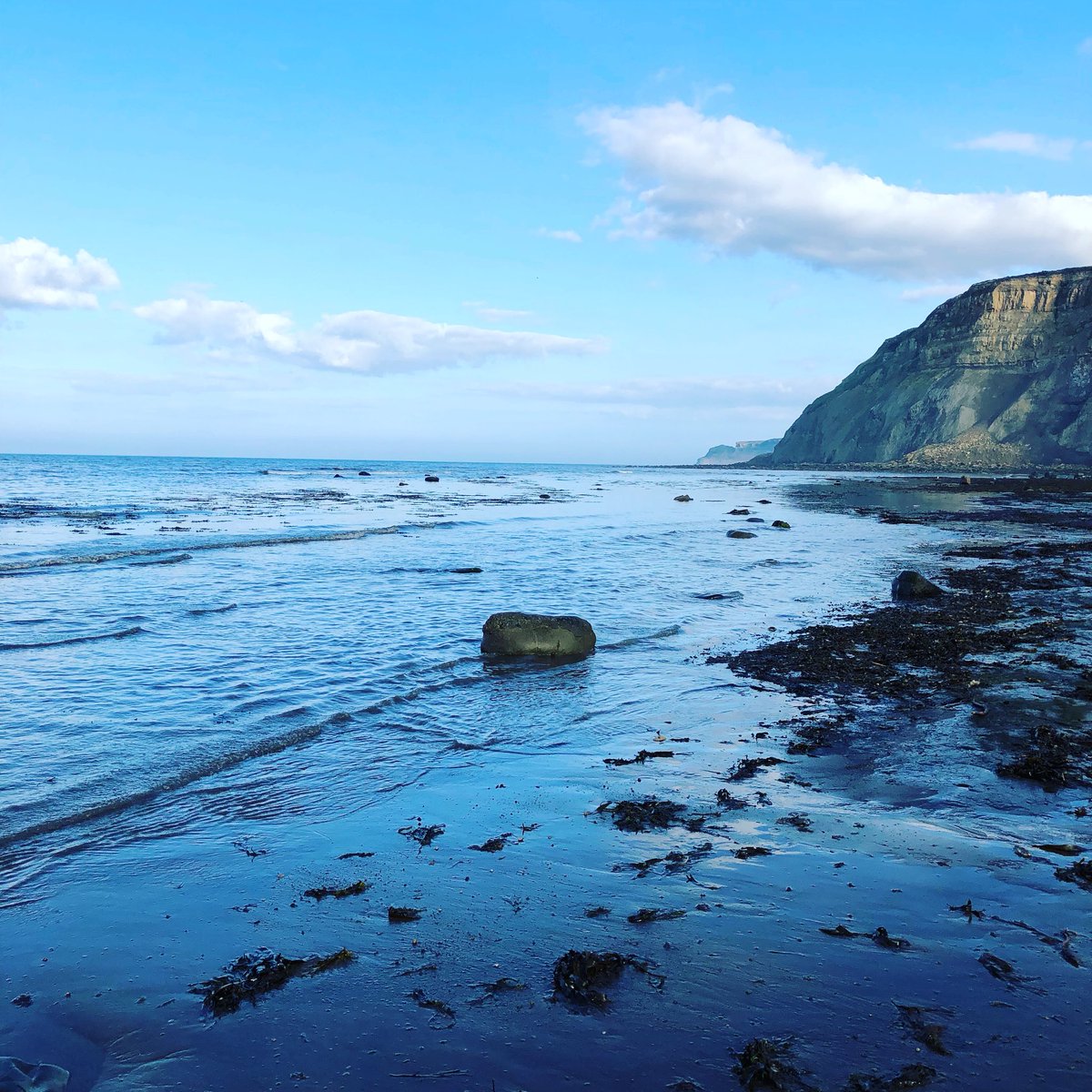 Searching for Whitby jet, never get tired of this view! #NorthYorkshire #whitby #whitbyjet