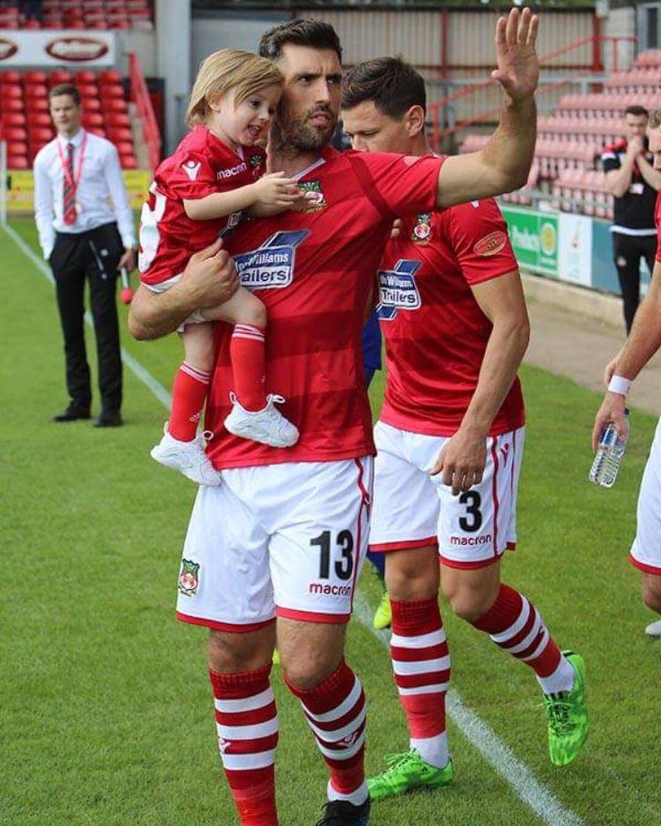 mark carrington tweet media