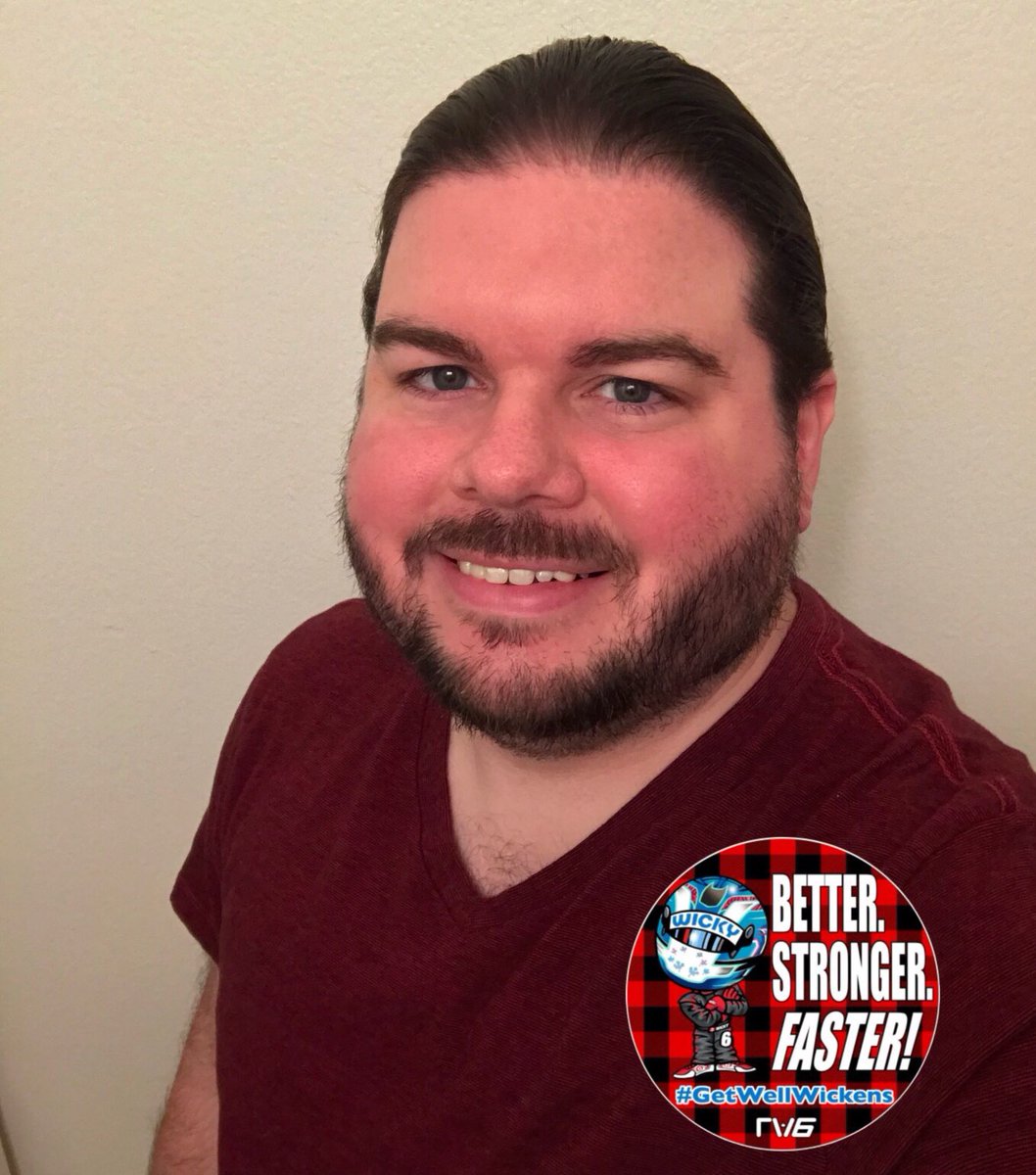 mikelightcos's tweet photo. Wearing my #RedForWickens and ready to watch @Hinchtown win the @IndyCar #Bommarito500 on @IndyCaronNBC Thinking of @robertwickens and @itsKarliWoods #GetWellWickens #red4robbie https://t.co/IIY2cXVWYp