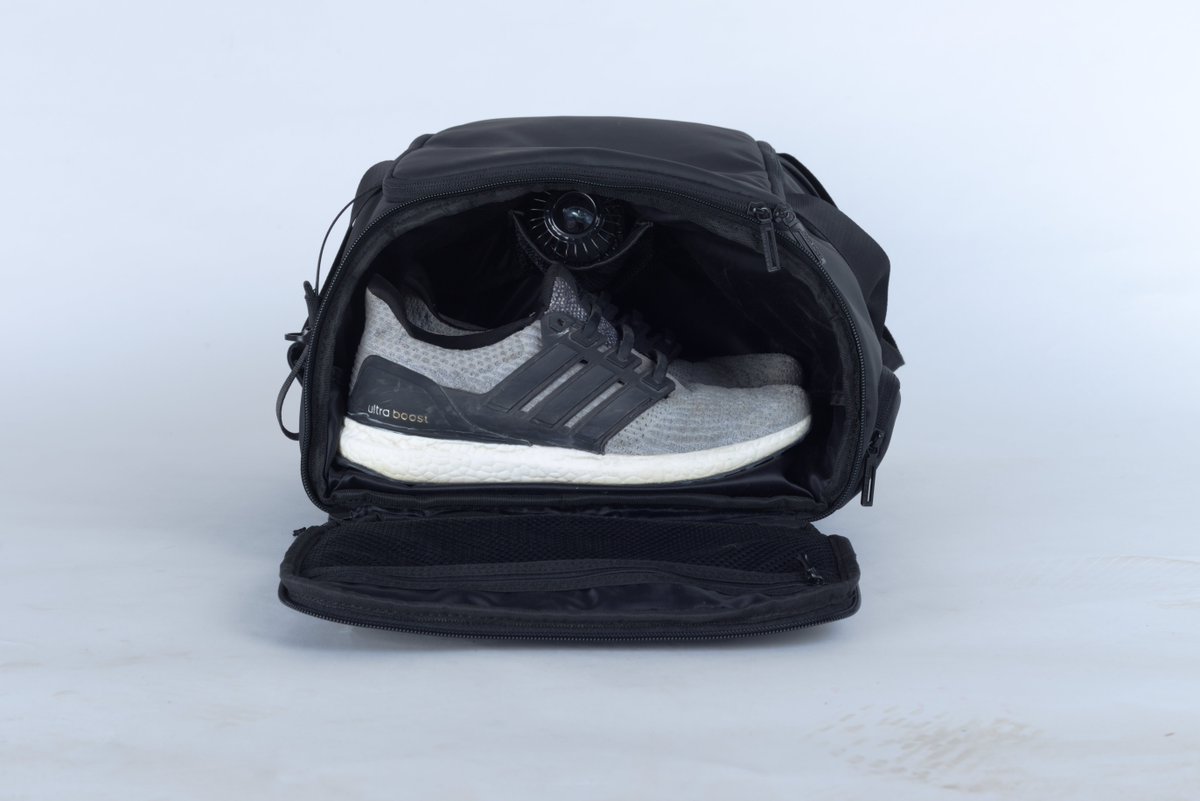sigmafitusa's tweet photo. When you’re in a rush and need a quick shoe change, Transforma has you covered. With a custom top shoe compartment, carrying a spare set of shoes has never been more easier. Check it out here: https://t.co/a4mv8zG8SL https://t.co/KEYJmXpZAY