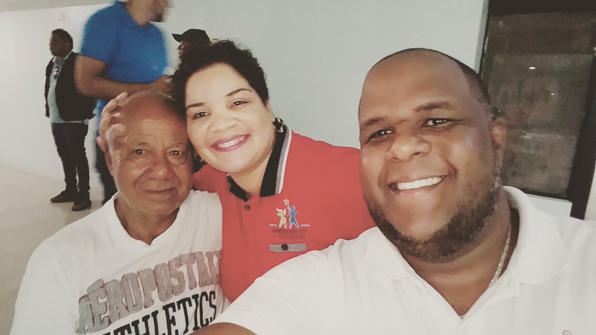 Nestor_Paulino's tweet image. #PoliticaCool #Generacion2.0 LA JUVENTUD TAMBIÉN FORMA PARTE DEL CAMBIO POSITIVO EN UN PAIS.