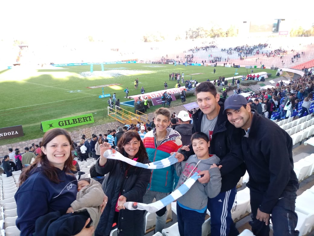 Gracias por las medias <a href="/tutemoroni/">Matias Moroni</a> 🇦🇷❤