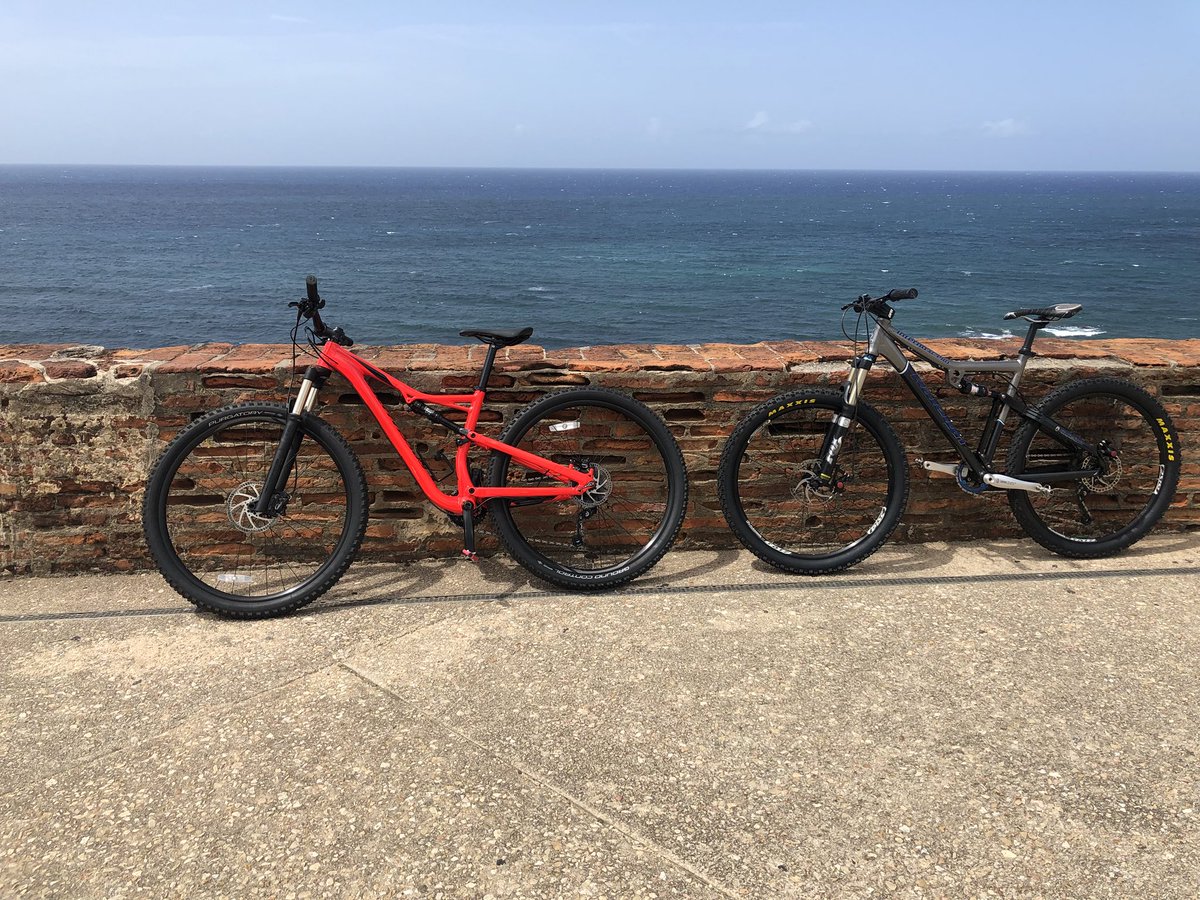 derekcor's tweet image. 