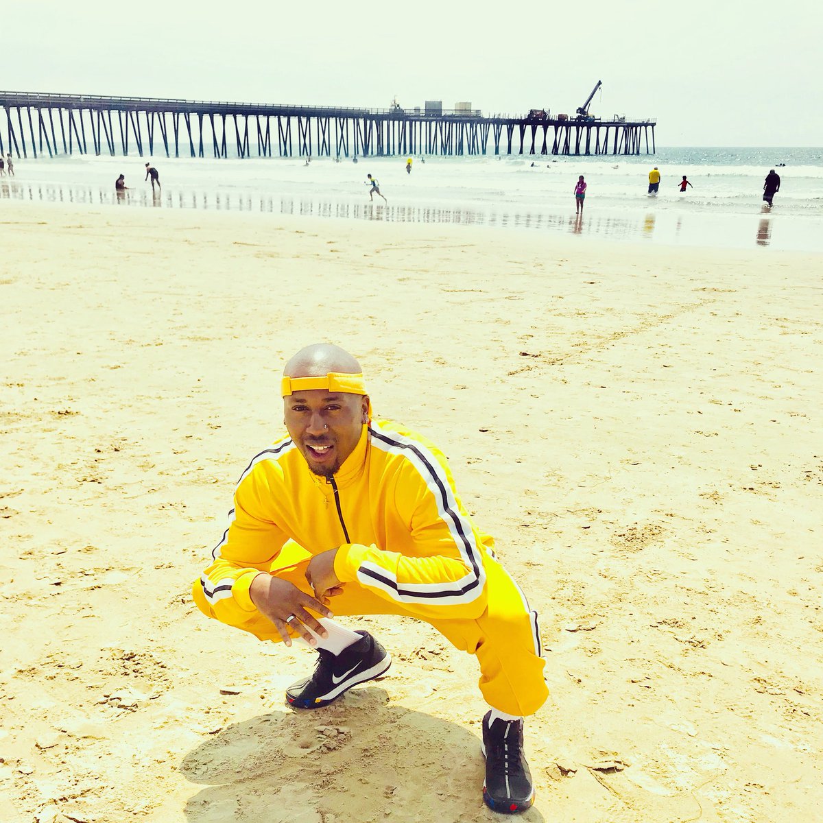 bryanbernardjr's tweet photo. Sun sets on the west
.
.
.
.
.
.
.
.
.
#pismo #2bee #nofeelinz #jesuschristside #model #beachmodel #notreally #California https://t.co/A6VXgS4mKQ