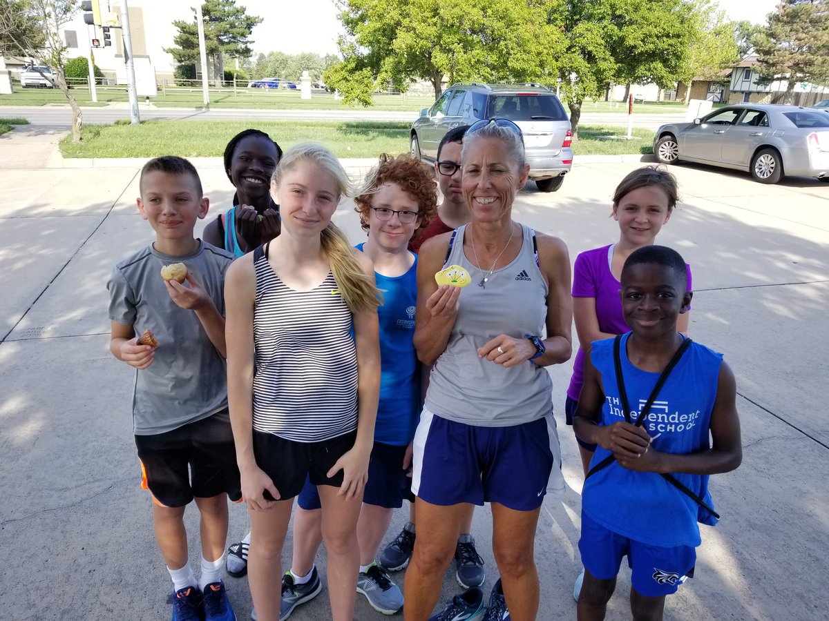 JanelleStallba1's tweet photo. Look what the TIS cross country team found at Harrison Park this morning! #ICTROCKS. https://t.co/LtO9SCqbzr