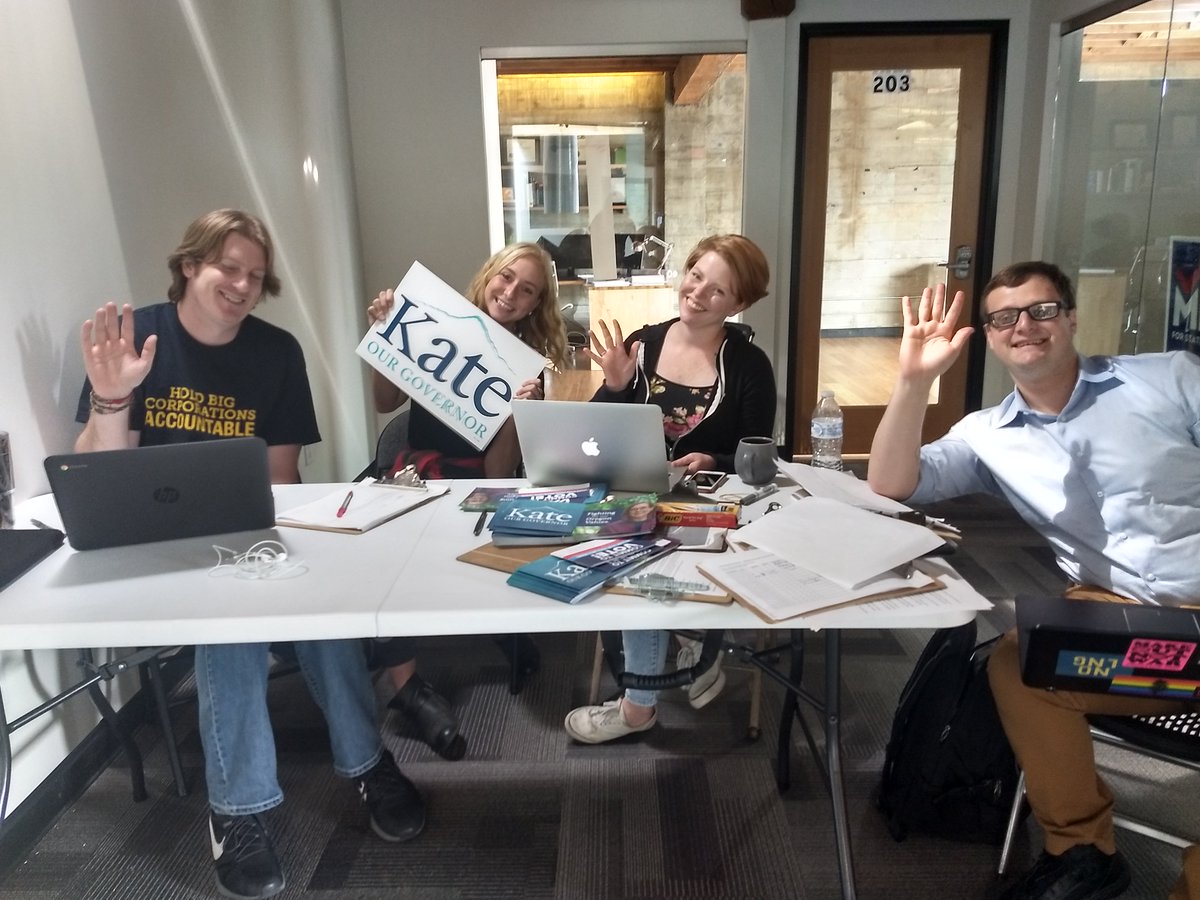 KateBrownForOR's tweet photo. Amy: Signing off from Clackamas County’s #KickoffForKate, but you can join in the fun again next week. Will I see you there? #TeamKate #TwitterTakeover #orpol
https://t.co/XW2mrqeH08 https://t.co/5c3n0AekJC